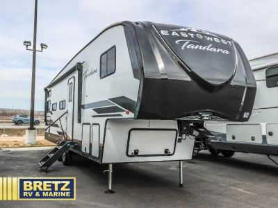 2024 EAST TO WEST Tandara - Photo 1