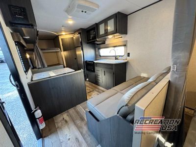 2022 Dutchmen Aspen Trail LE - Photo 9