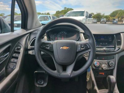 2021 Chevrolet Trax — photo 12 view
