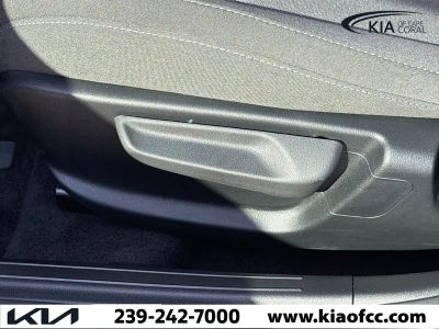 2025 Kia K4 — photo 23 view
