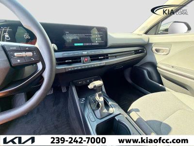 2025 Kia K4 — photo 25 view
