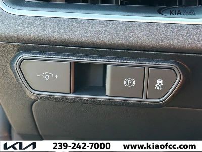 2025 Kia K4 — photo 30 view