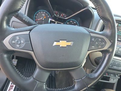 2017 Chevrolet Colorado — photo 19 view