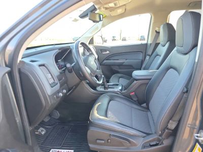 2017 Chevrolet Colorado — photo 9 view
