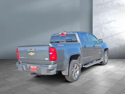 2017 Chevrolet Colorado — engine compartment view