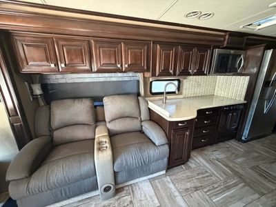 2016 Thor Motor Coach Venetian - Photo 5