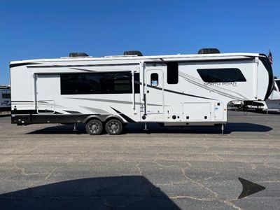 2025 Jayco North Point - Photo 14