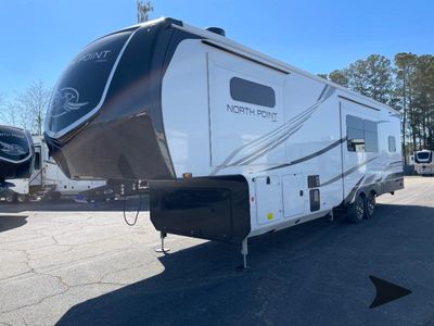 2025 Jayco North Point - Photo 2