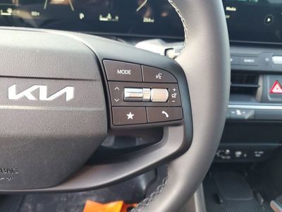 2025 Kia K4 - Photo 12