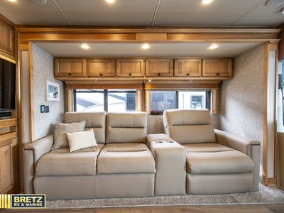 2023 Tiffin Motorhomes Allegro RED 360 - Photo 19