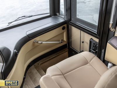 2023 Tiffin Motorhomes Allegro RED 360 - Photo 35