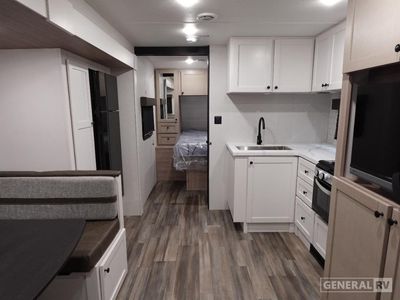 2026 Highland Ridge RV Range Lite - Photo 6