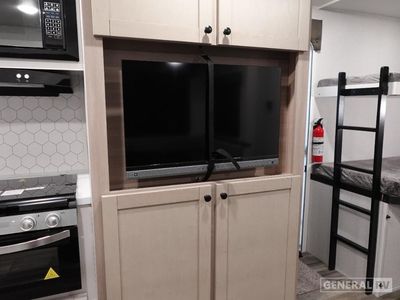 2026 Highland Ridge RV Range Lite - Photo 13
