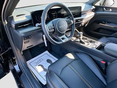 2026 Kia K5 — photo 9 view