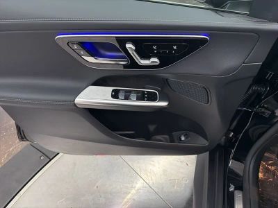 2026 Mercedes-Benz GLC — photo 17 view