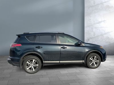 2018 Toyota RAV4 — photo 7 view
