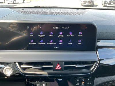 2026 Kia Seltos — photo 11 view