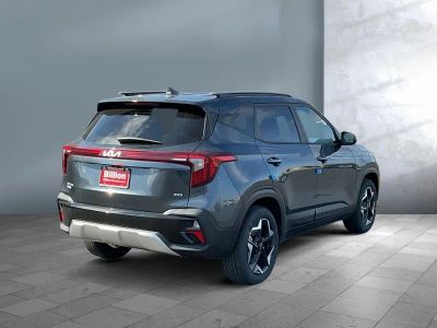 2026 Kia Seltos — engine compartment view