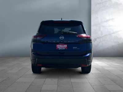 2024 Nissan Rogue — detail view