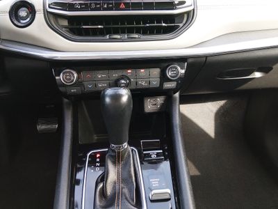 2022 Jeep Compass - Photo 13