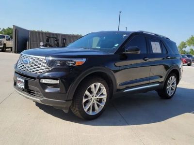 2023 Ford Explorer — interior view