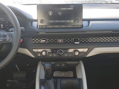 2025 Honda Accord Sedan - Photo 18