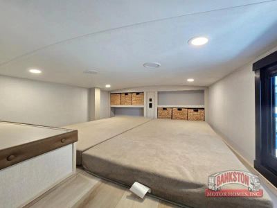 2026 Wildwood Heritage Glen 376FAM — photo 20 view