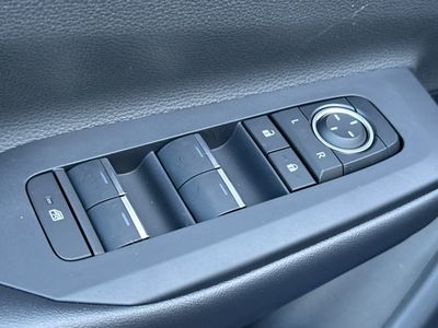 2026 Toyota Prius Plug-in Hybrid — photo 13 view