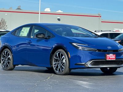 2026 Toyota Prius Plug-in Hybrid — photo 9 view