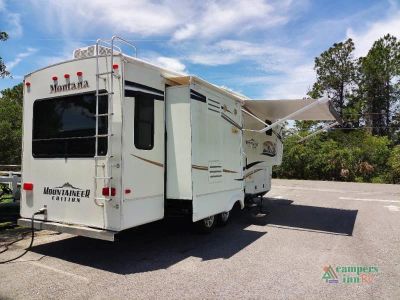 2012 Keystone RV Montana - Photo 24