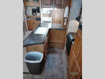 2012 Keystone RV Montana - Photo 34