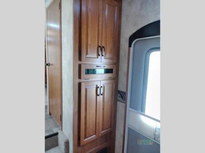 2012 Keystone RV Montana - Photo 38