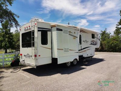 2012 Keystone RV Montana - Photo 7