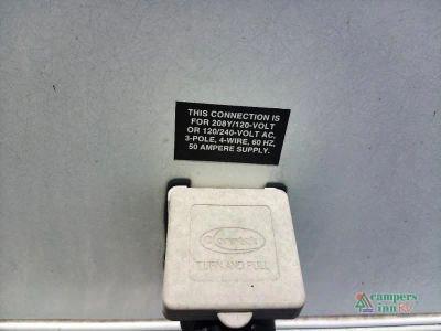 2012 Keystone RV Montana - Photo 12