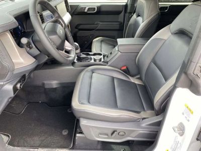 2026 Ford Bronco — photo 12 view