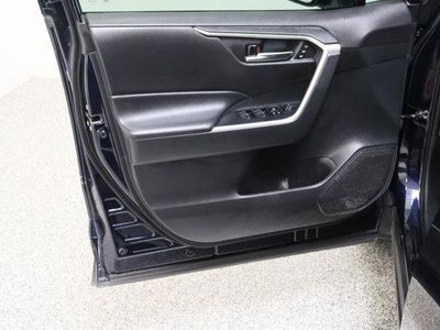2024 Toyota RAV4 FWD - Photo 12