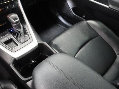 2024 Toyota RAV4 FWD - Photo 17