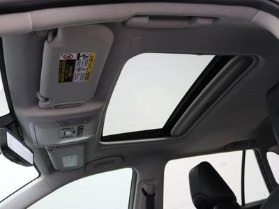 2024 Toyota RAV4 FWD - Photo 28