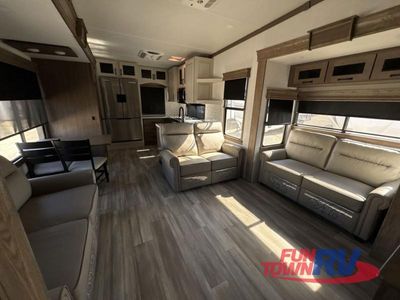 2024 Alliance RV Paradigm - Photo 10