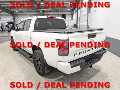2023 Nissan Frontier — detail view