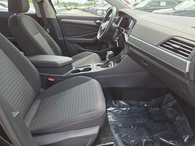 2024 Volkswagen Jetta — photo 10 view