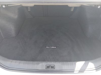 2024 Nissan Altima — photo 11 view