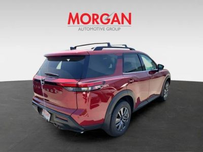 2026 Nissan Pathfinder — side profile view