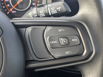 2026 Jeep Wrangler — photo 17 view