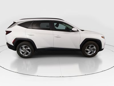 2024 Hyundai Tucson — photo 8 view