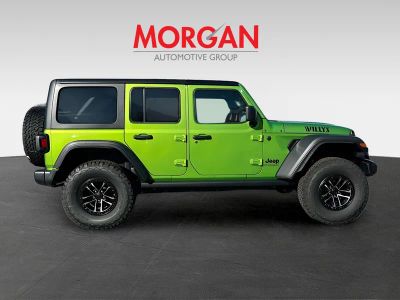 2026 Jeep Wrangler — photo 8 view