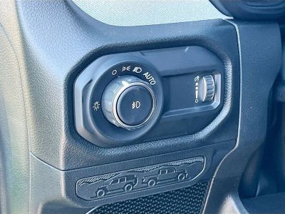 2026 Jeep Wrangler — photo 10 view