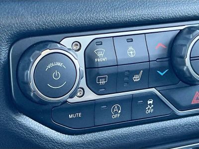 2026 Jeep Wrangler — photo 19 view