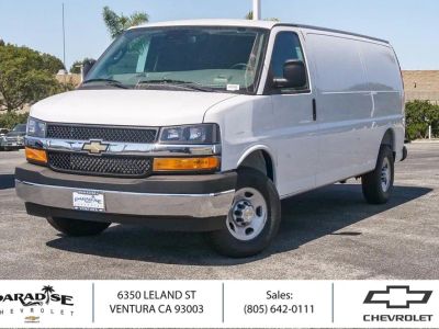 2026 Chevrolet Express Cargo 3500 Extended Wheelbase Rear-Wheel Drive in Summit White — front three-quarter view