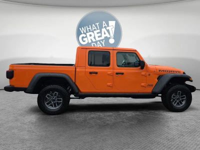 2026 Jeep Gladiator — side profile view